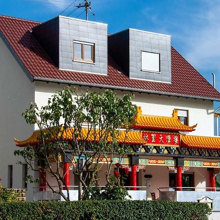 Gaststaette Lin Garden Hotel Untergruppenbach Екстериор снимка
