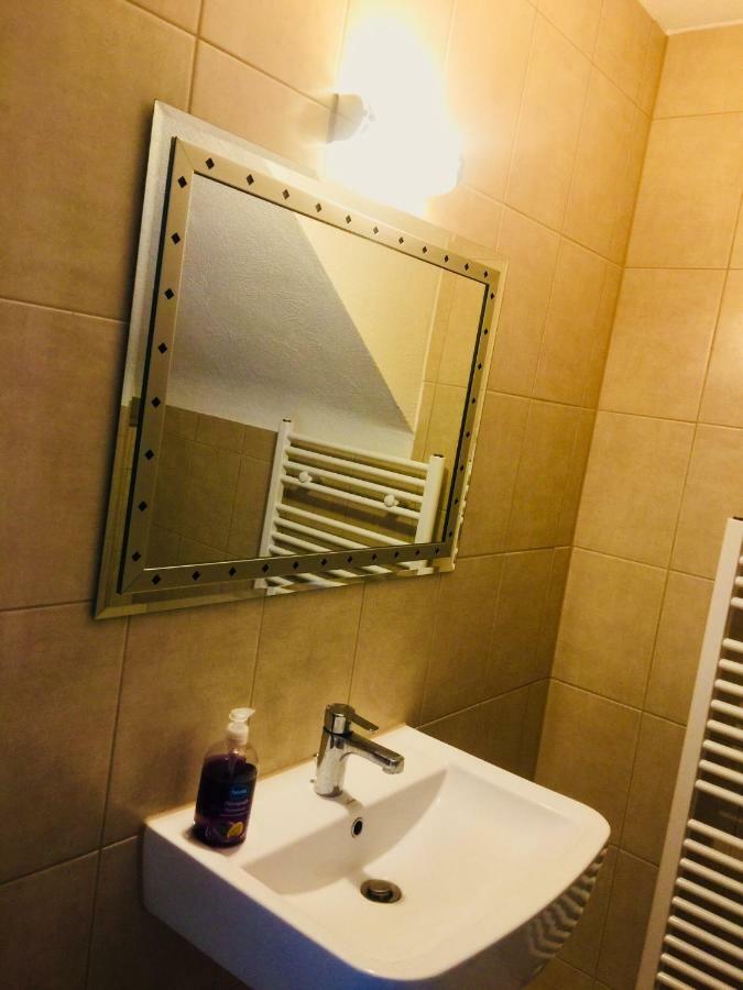 Gaststaette Lin Garden Hotel Untergruppenbach Екстериор снимка